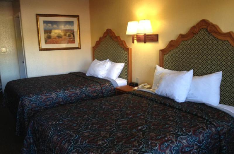 Days Inn By Wyndham San Marcos Eksteriør billede